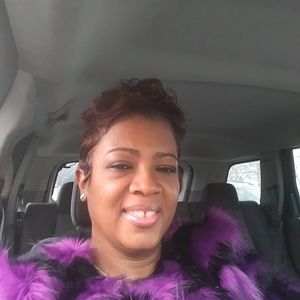 Meet your Posher, Loretta